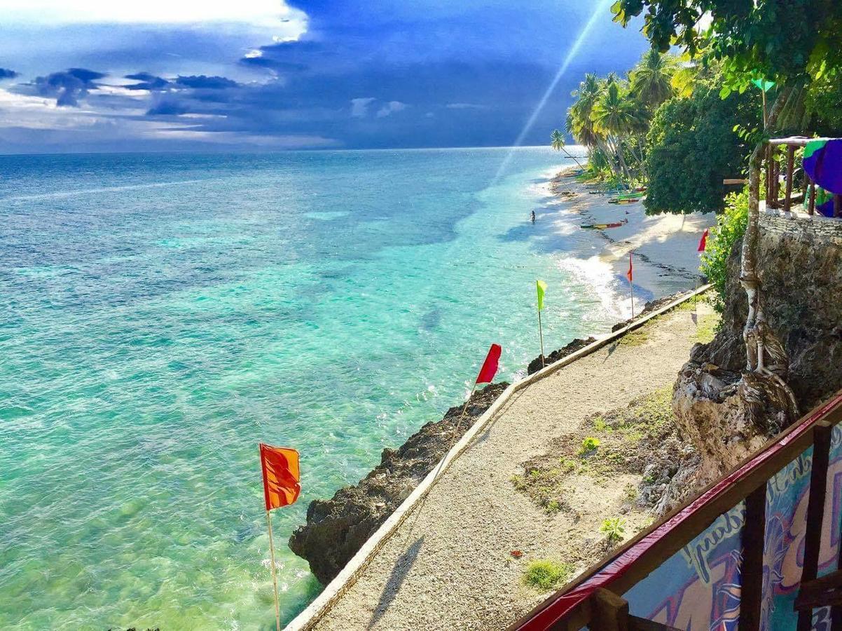 La Isla Bonita Talikud Island Beach Resort Samal Exterior photo